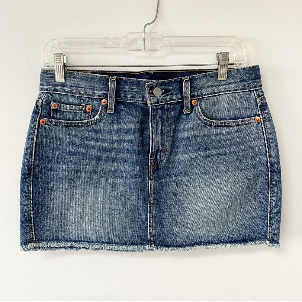 Levi’s Denim Mini Skirt US26 NWOT